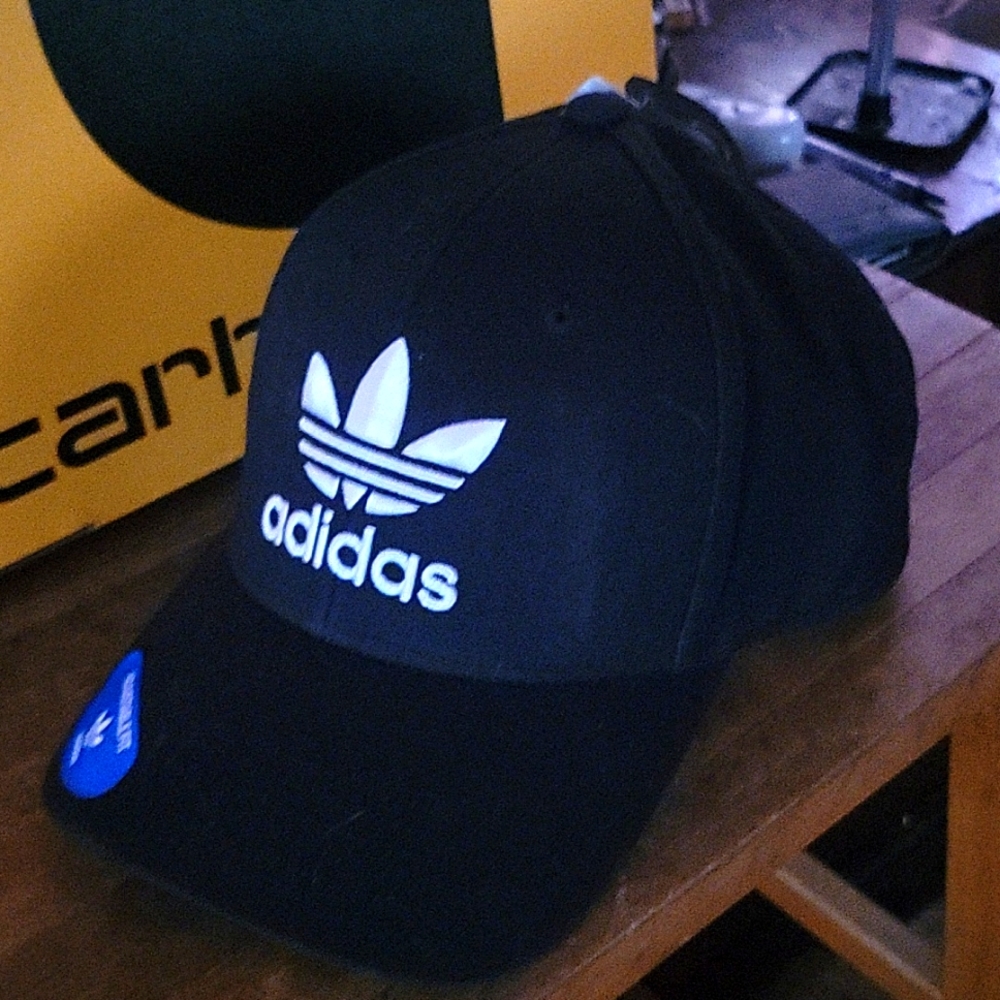 Adidas hat adjustable